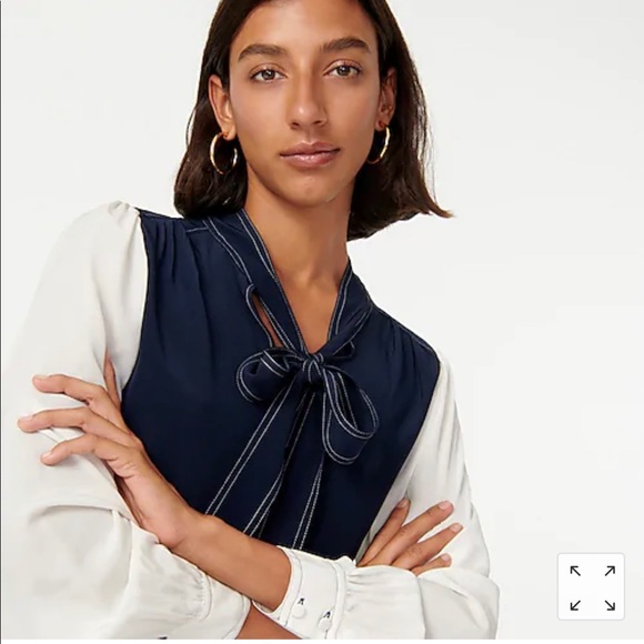 ⭐️100% Silk J. Crew Blouse⭐️ - Picture 2 of 8